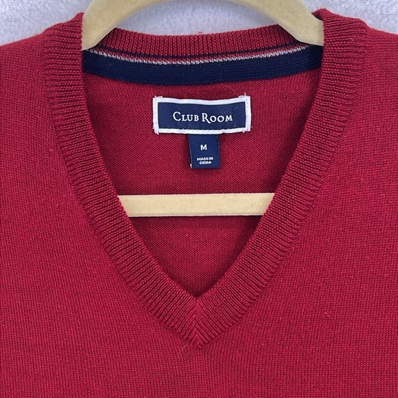 Club Room Men’s Sweater Size M Red V-Neck Pullover Wool/Acrylic Blend - Picture 3 of 12